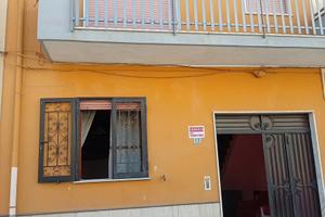 Palazzo indipendente a Mondragone
