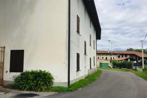 Rustico da ristrutturare