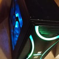 PC Gaming raffreddato liquido AMD, NVIDIA.