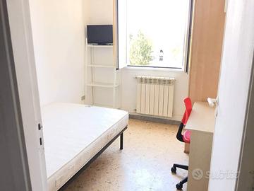 Camera con letto piazza e mezza vicino Uni Chieti
