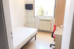 Camera con letto piazza e mezza vicino Uni Chieti