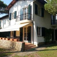Forte dei Marmi 700 mt dalla spiaggia 4 camere