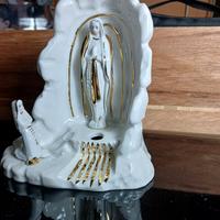 Statuina M.Lourdes 