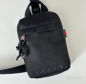 Borsa a tracolla mini da uomo di Gucci