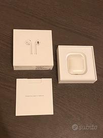 Apple airpods cuffie bluetooth