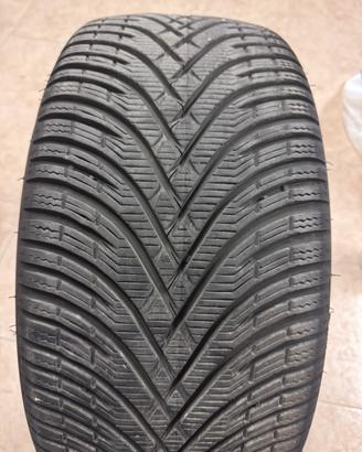 Gomme invernali 225 40 18 dot 4425 usate poco