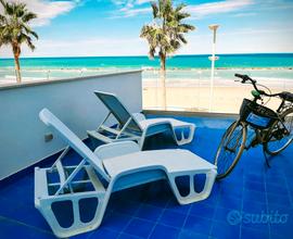 Appartamento fronte mare compreso lido