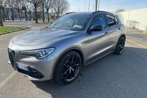Alfa Romeo STELVIO FULL