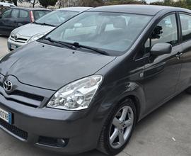 Toyota Corolla verso 5posti 2.0tdi perfeta