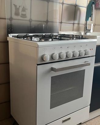 Cucina a gas Glem 4 fuochi con forno elettrico