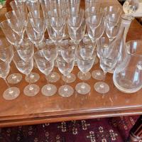 servizio di bicchieri in cristallo 