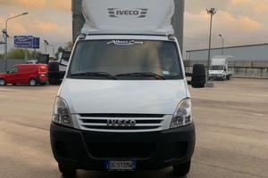 Iveco daily cassone e centina da 4,50