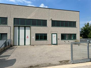 Vuoi uno spazio la tua auto epoca o la tua barca