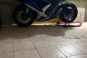 Suzuki gsx r 600