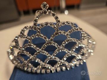 Tiara / Diadema in strass argentati – Elegante e l