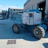 Piattaforma aerea articolata gommata GENIE Z-45