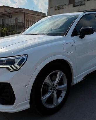 Audi Q3 45 TFSI e S tronic line edition