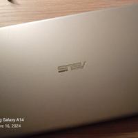 Computer Asus Vivobook 14