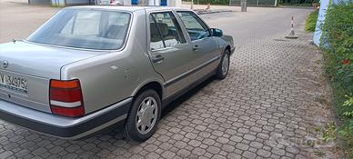 Lancia thema