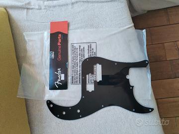 Fender Precision Black 3ply Pickguard 13hl