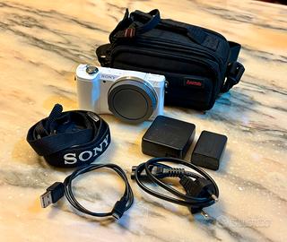 Sony A5000 Fotocamera Digitale Mirrorless Alpha