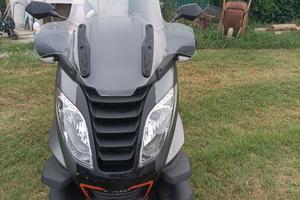 Scooter Metropolis 400