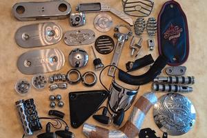 Varie ed accessori per Harley