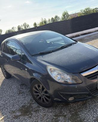 Opel Corsa 1.2 GPL – 2010 – Ideale neopatentati