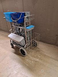 carrelli per pulizie
