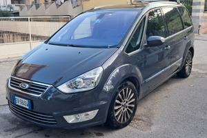 Monovolume Ford galaxy