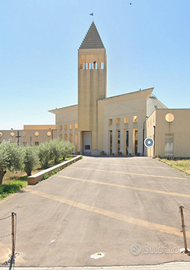 Pentalocale nuovo e moderno