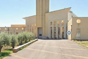 Pentalocale nuovo e moderno