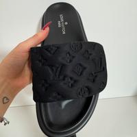 Ciabatte Louis Vuitton nere