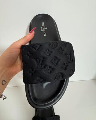 Ciabatte Louis Vuitton nere