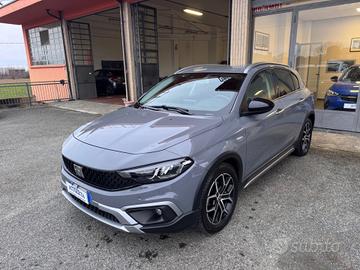 Fiat Tipo 1.0 5 porte Cross