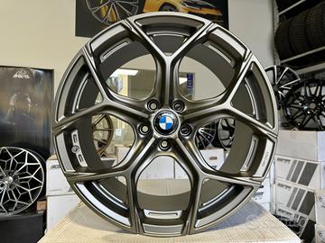 Cerchi NUOVI Bmw raggio 19 cod.8422
