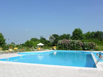 VILLA SINGOLA A DESENZANO DEL GARDA