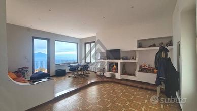 Appartamento di 150 m² con 4 locali a Sorrento
