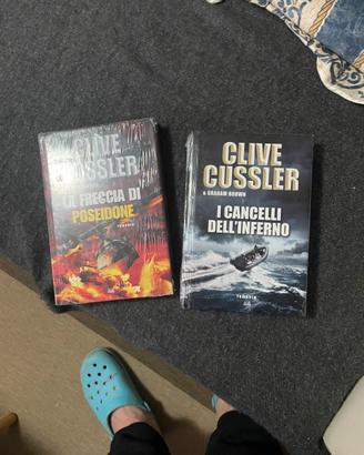 2 libri Clive Cussler ancora celofanati