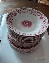 servizio 18 piatti natalizi modello Windsor