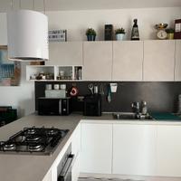 Cucina moderna con penisola - Stosa