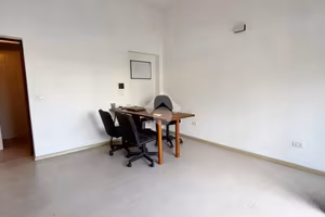 NEGOZIO A PRATO