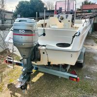 Open 6 metri con motore 