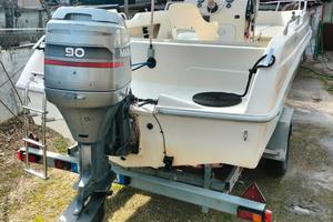 Open 6 metri con motore 