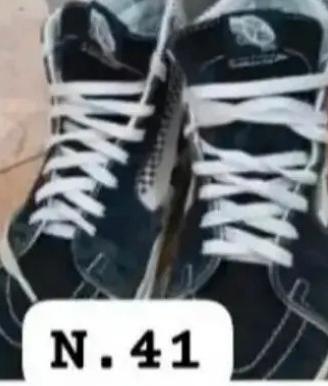 Scarpe Vans n 41 - mezzo stivaletto.