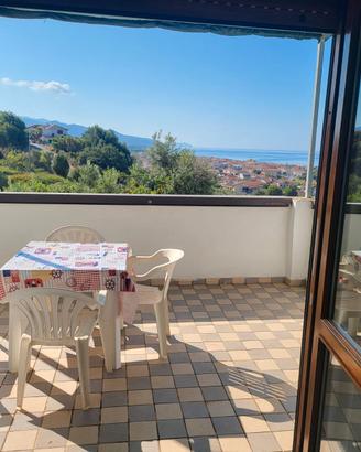 Casa Lux: Tra Verde e Mare