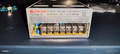 alimentatore per led 12v