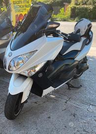 T MAX ANNO 2010