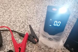 Avviatore/booster + compressore portatile USB