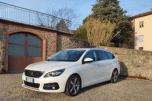 Peugeot 308 SW 1.2 EAT8 Benzina Allure 81.000 km